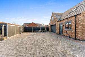 Photo 23- click for photo gallery